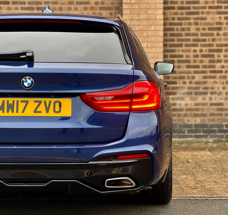 BMW 5 SERIES