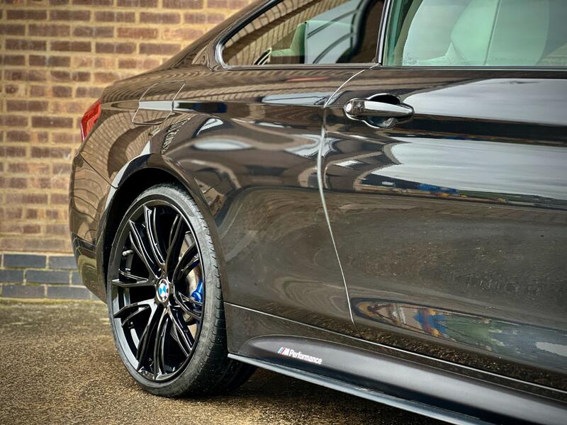 BMW 4 SERIES