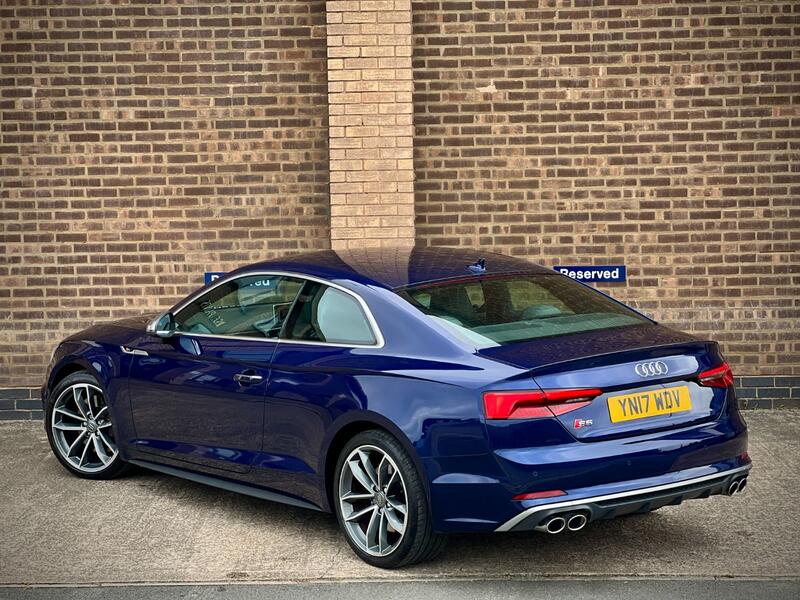 AUDI S5