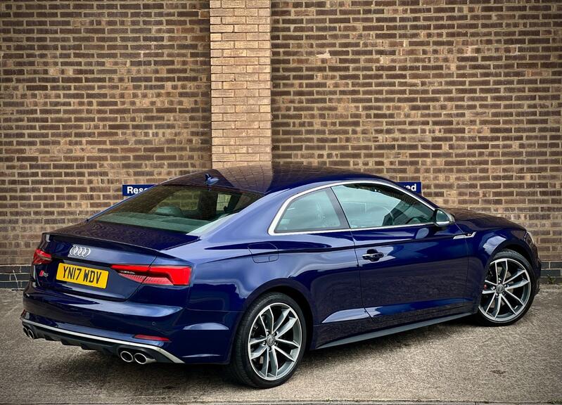 AUDI S5