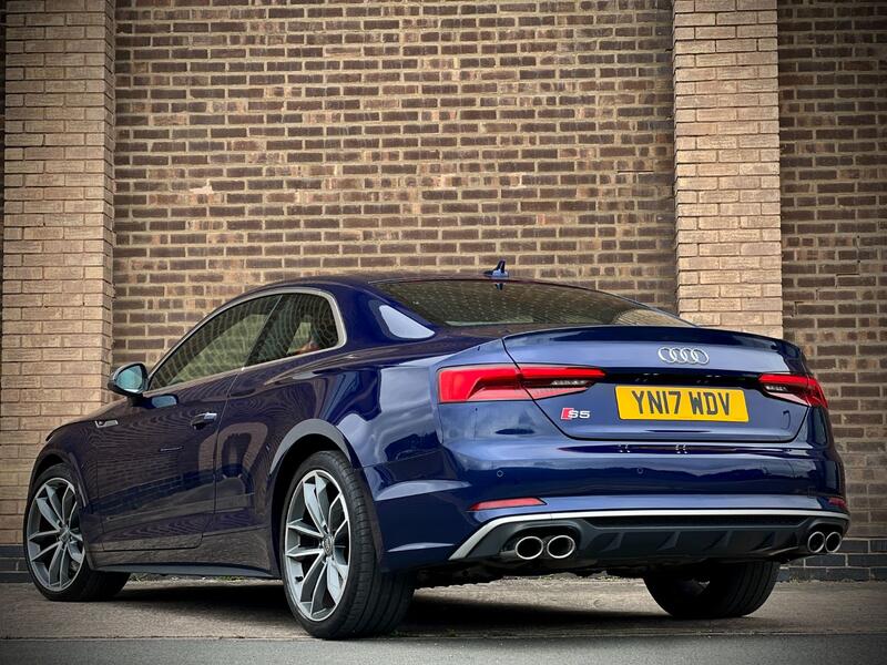AUDI S5