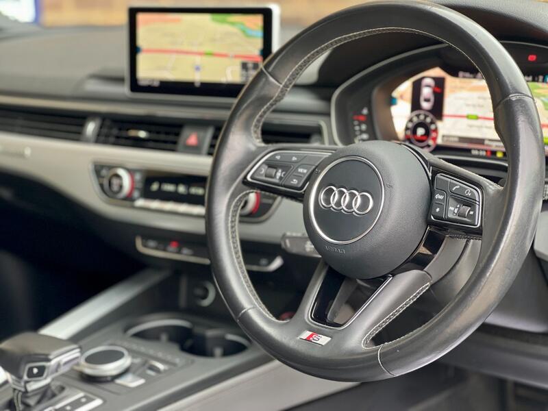 AUDI S5