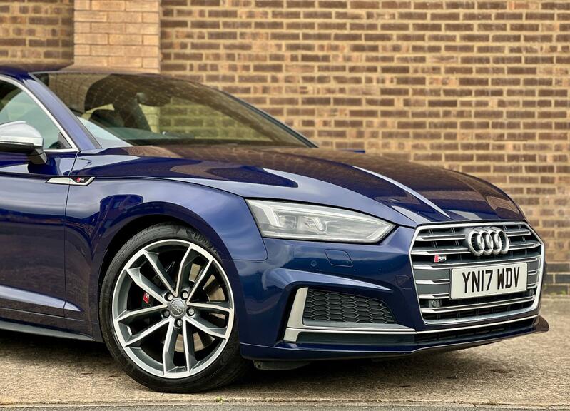 AUDI S5