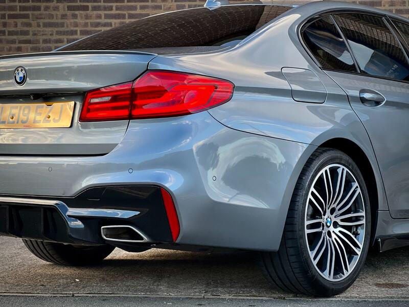 BMW 5 SERIES
