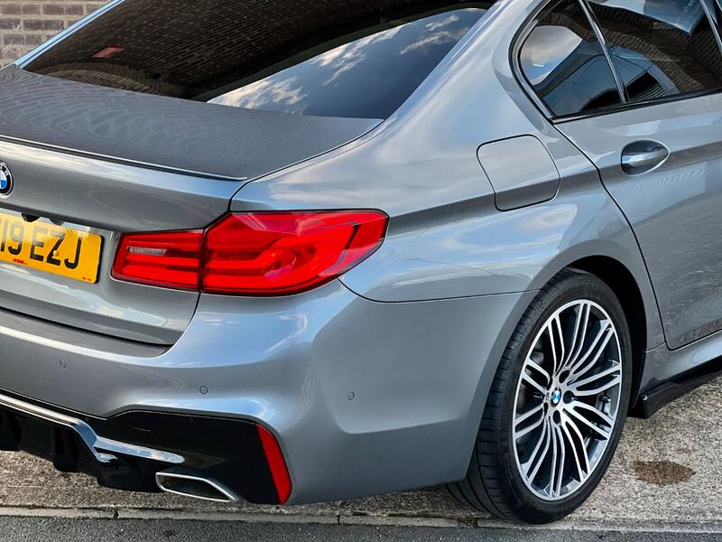 BMW 5 SERIES