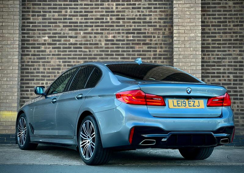 BMW 5 SERIES