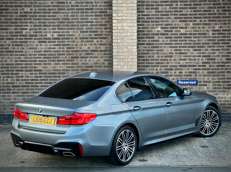 BMW 5 SERIES