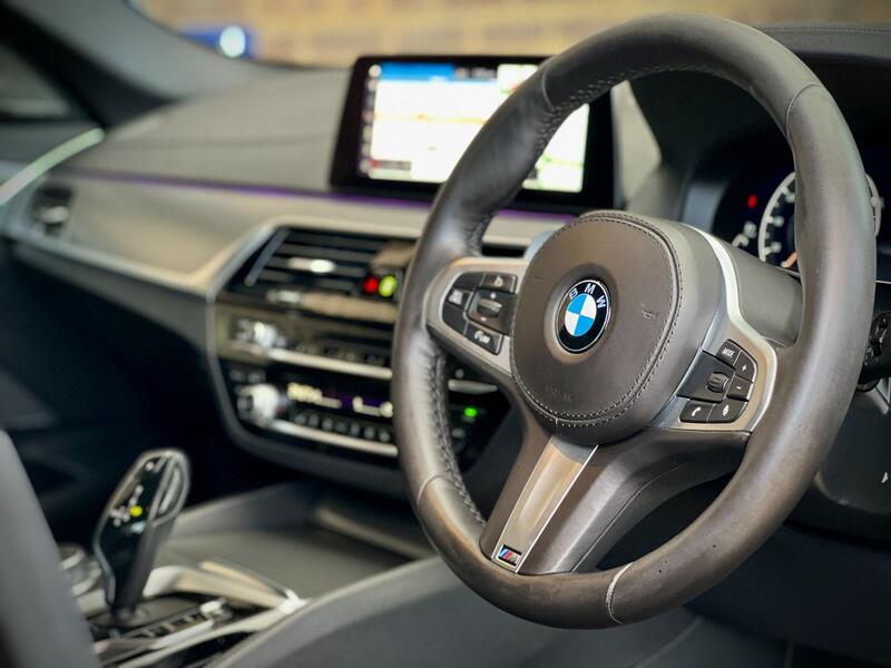 BMW 5 SERIES