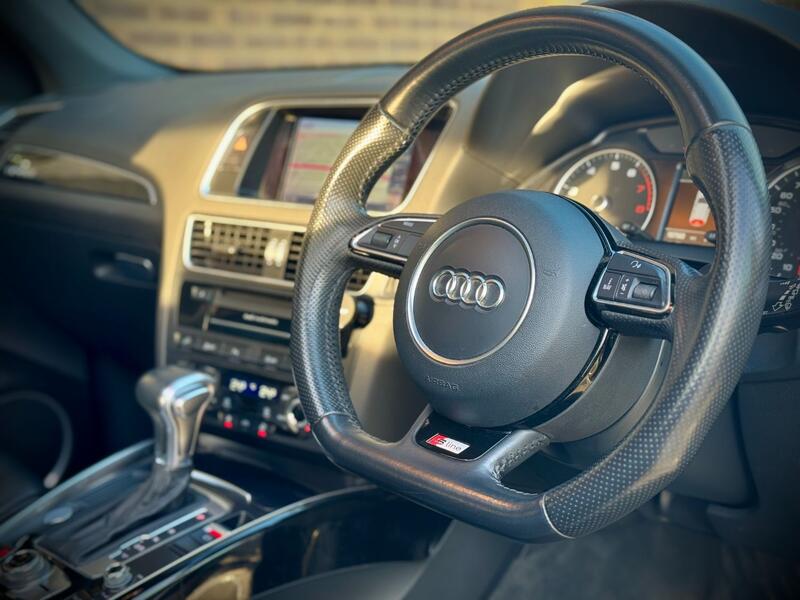 AUDI Q5
