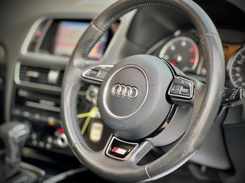 AUDI Q5