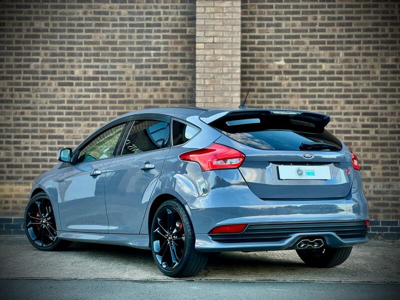 View FORD FOCUS 2.0 TDCi ST-3