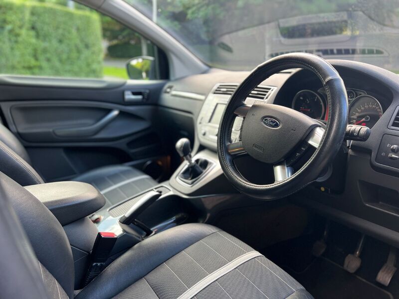 View FORD KUGA -