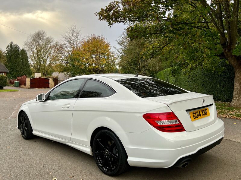 View MERCEDES-BENZ C CLASS AMG Sport