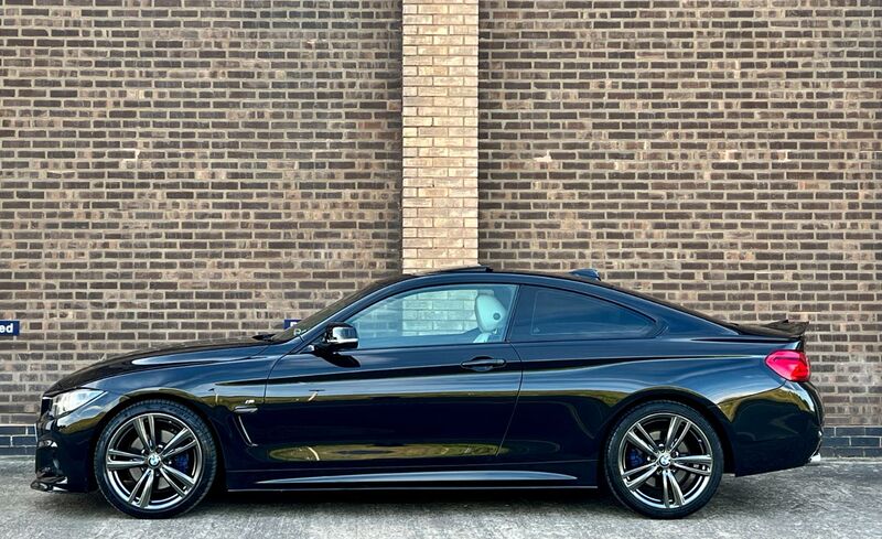 BMW 4 SERIES