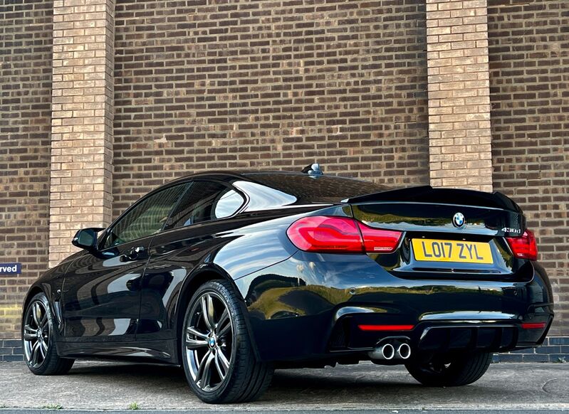 BMW 4 SERIES