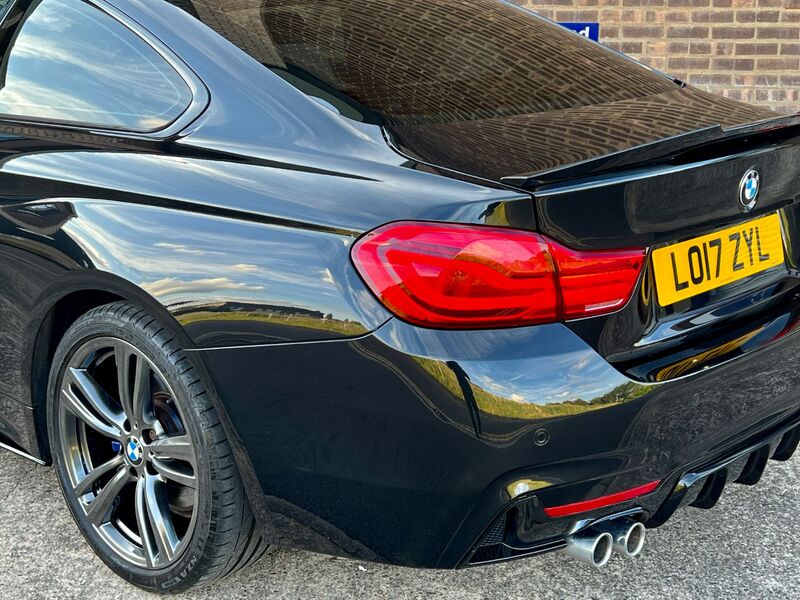BMW 4 SERIES