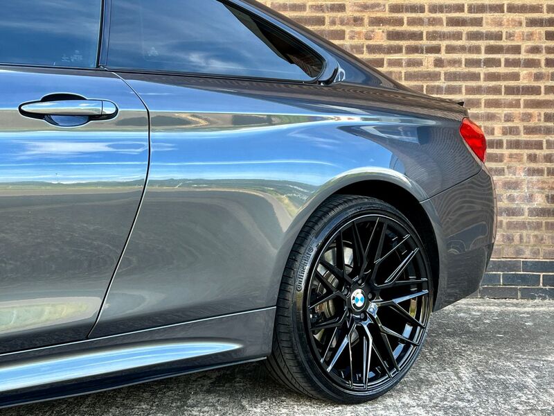 BMW 4 SERIES