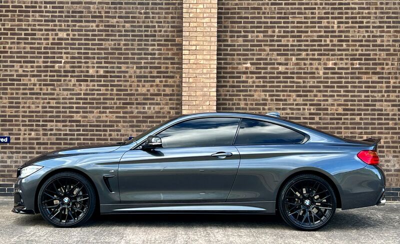 BMW 4 SERIES