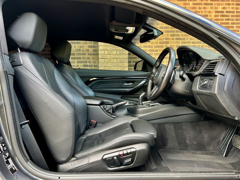 BMW 4 SERIES