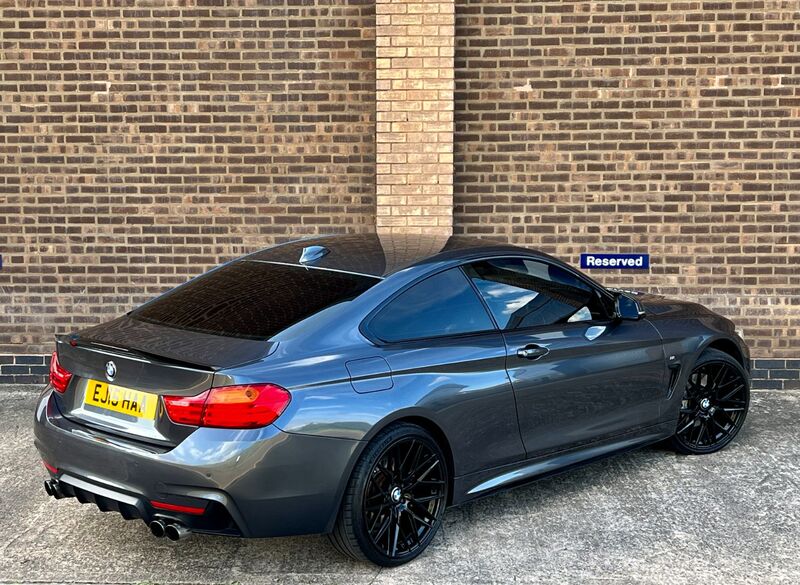 BMW 4 SERIES