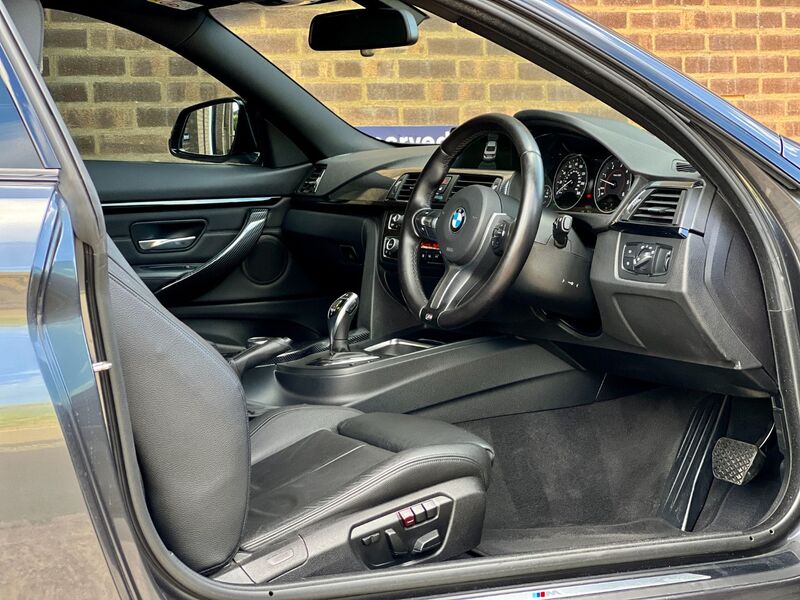 BMW 4 SERIES