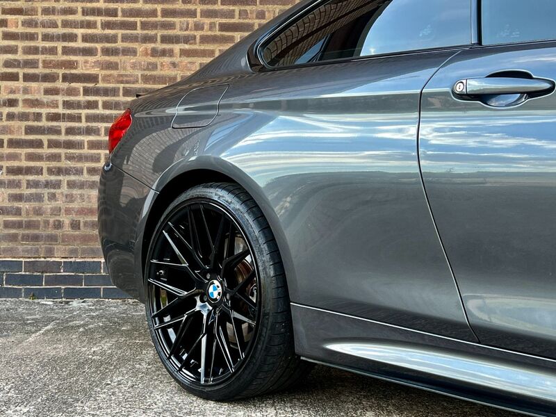 BMW 4 SERIES