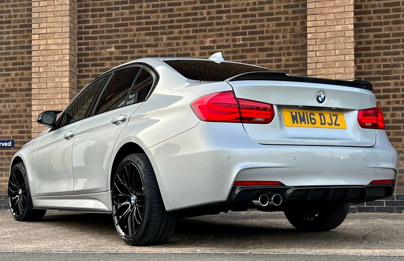 BMW 3 SERIES