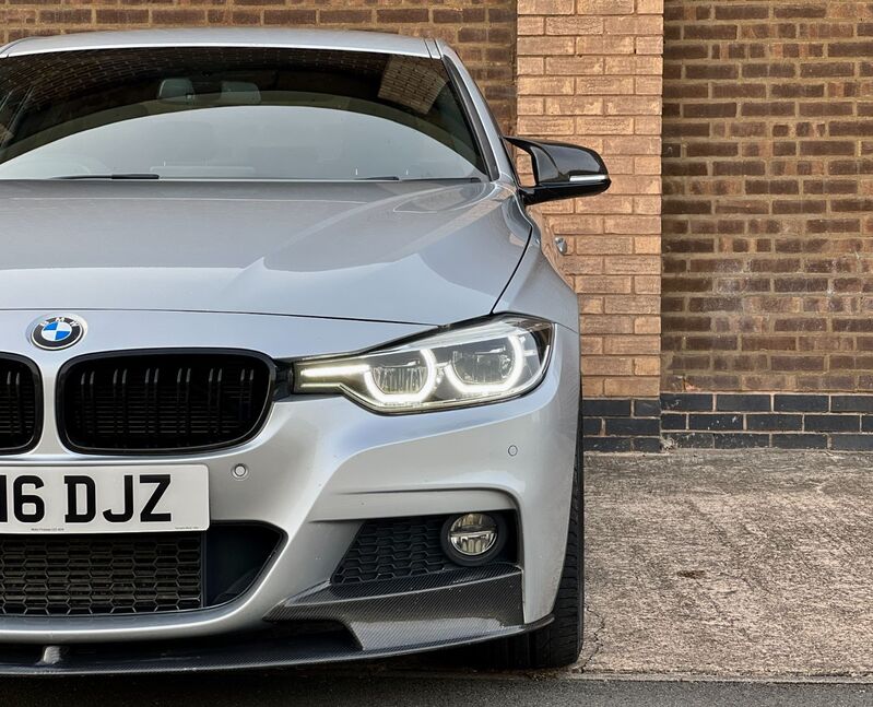 BMW 3 SERIES