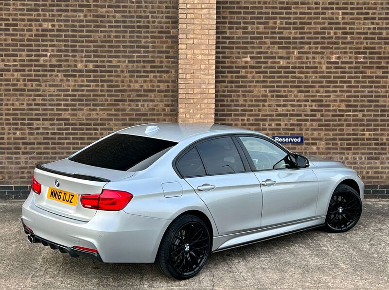 BMW 3 SERIES