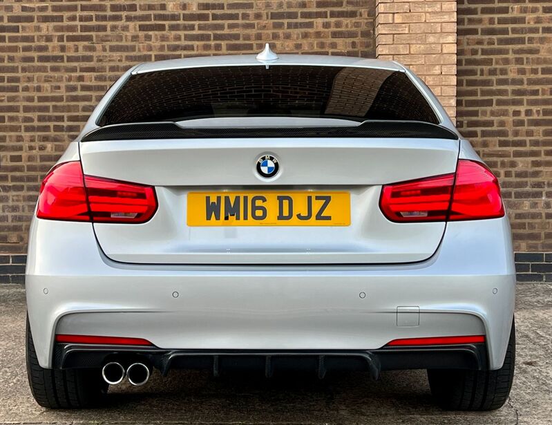 BMW 3 SERIES