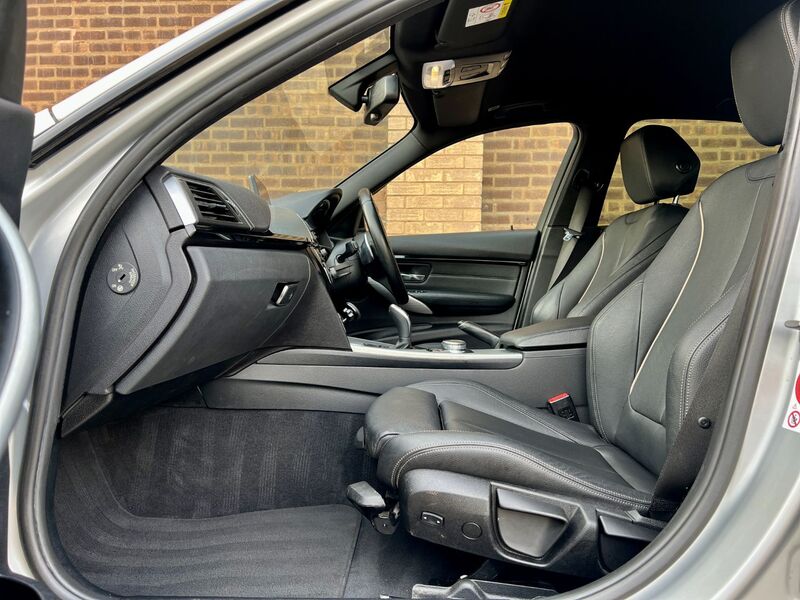 BMW 3 SERIES